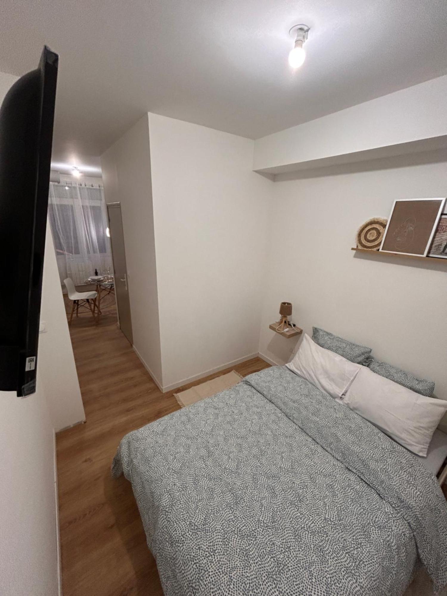 Serenity Stay Saint-Quentin  Zewnętrze zdjęcie