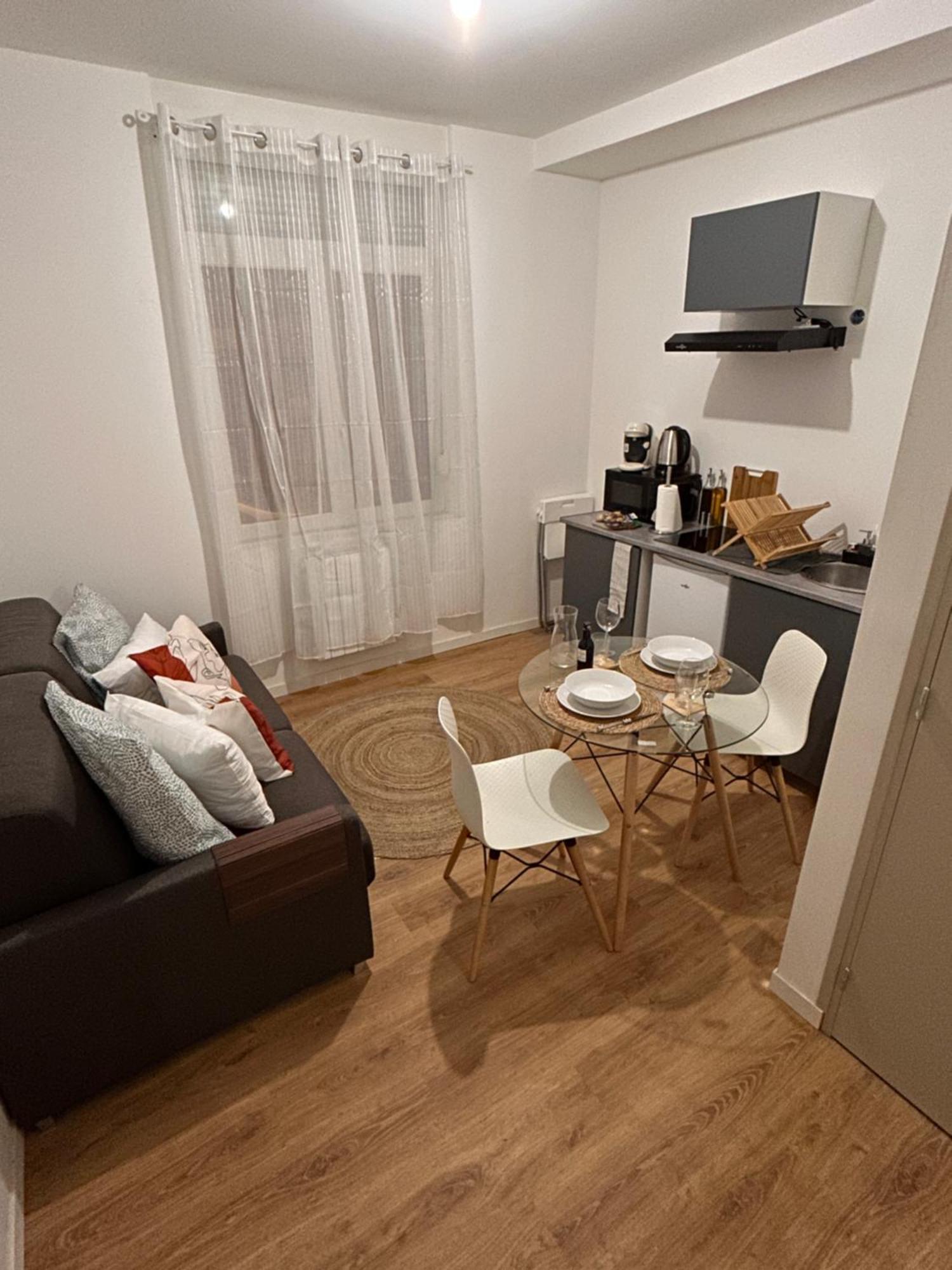 Serenity Stay Saint-Quentin  Zewnętrze zdjęcie